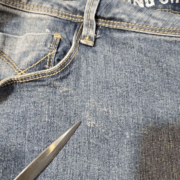 DKNY Jeans Womens 24 Blue Denim Spring Street Wide Leg Flat Front Regular Fit - Picture 2 of 11